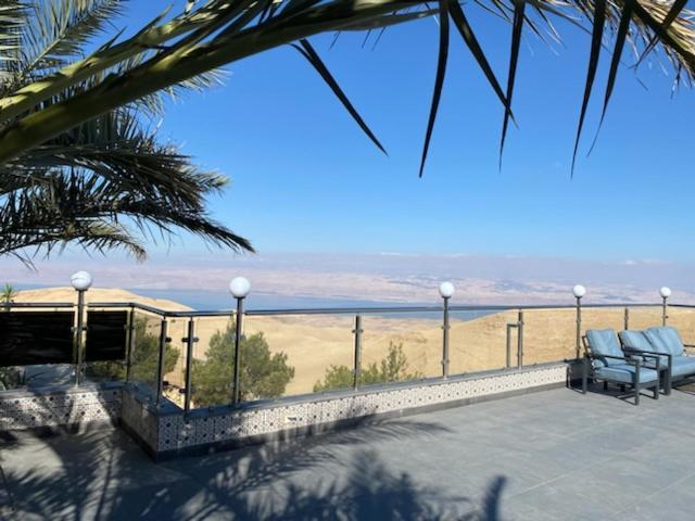 Golden Rays Chalet Madaba Exterior foto