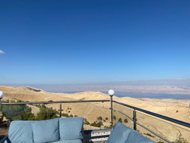 Golden Rays Chalet Madaba Exterior foto