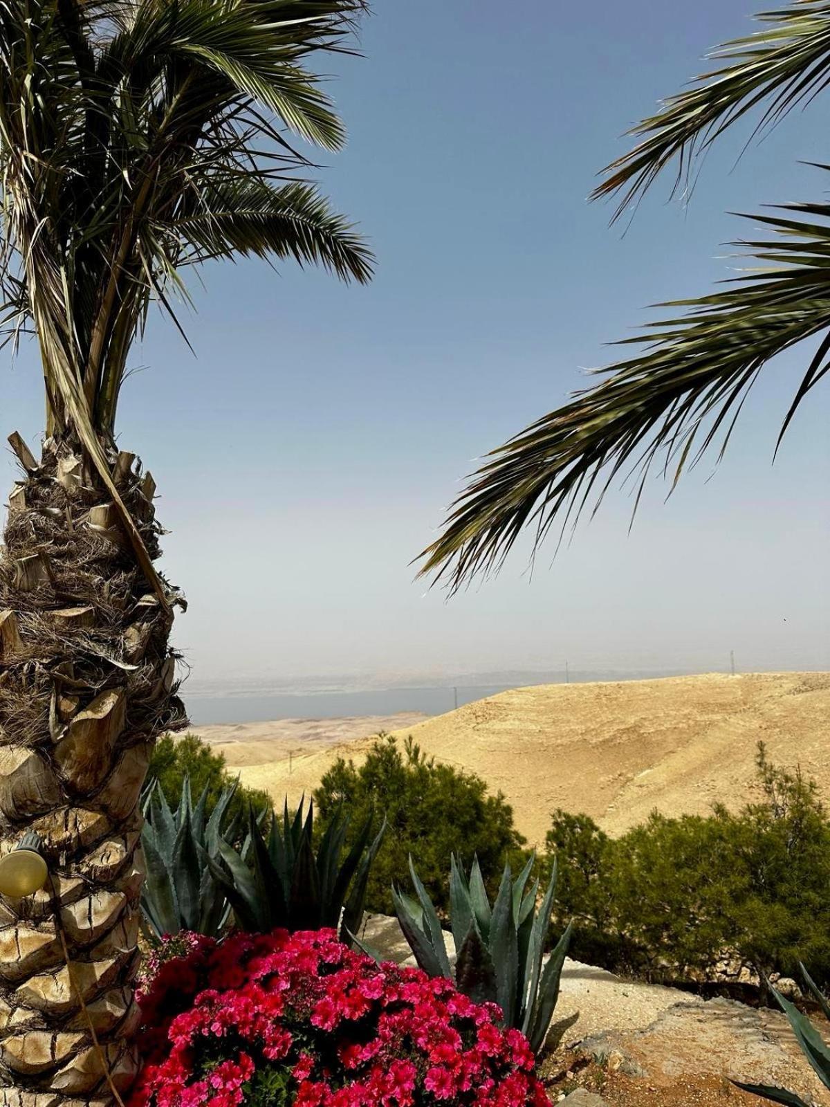 Golden Rays Chalet Madaba Exterior foto
